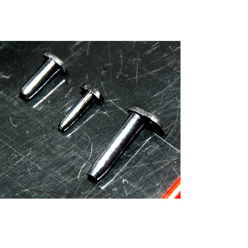 Badminton racket T-type & L-type Grommet Little black T (Around 80 capsules)
