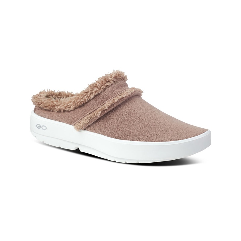 Oofos Women’s OOcoozie Mule Shoe Chocolate 6