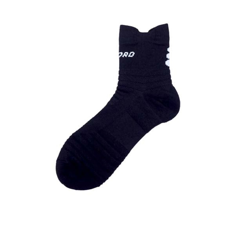Hundred Quarter Socks Unisex – Black Black One Size