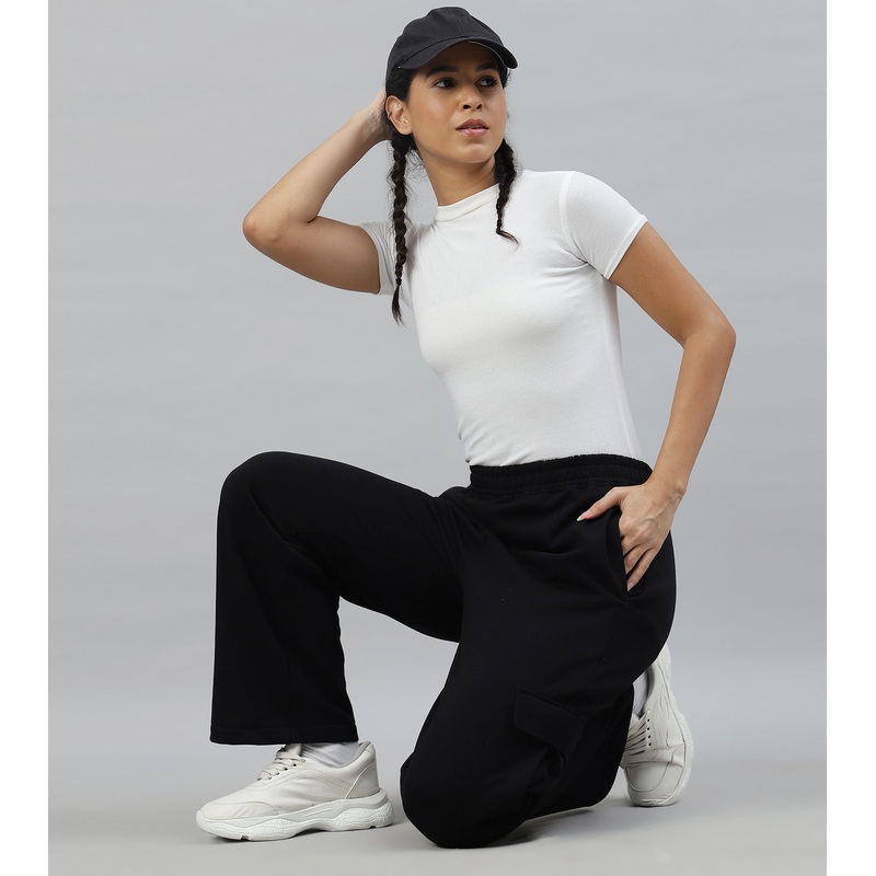 Women’s Cozy Fleece Wide Leg Cargo Sweatpant Wod Armour | Kibi Sports S Black