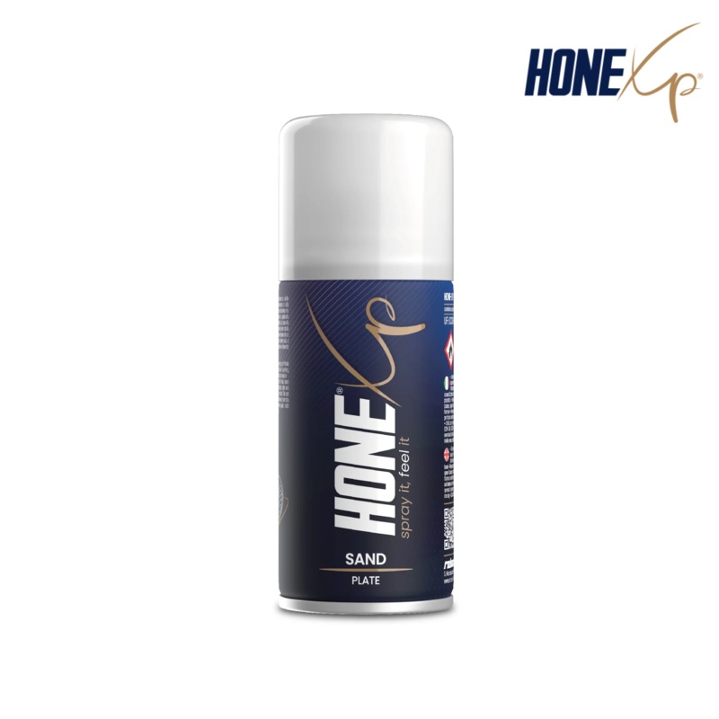 HoneXP sand spray for a rough padelracket surface